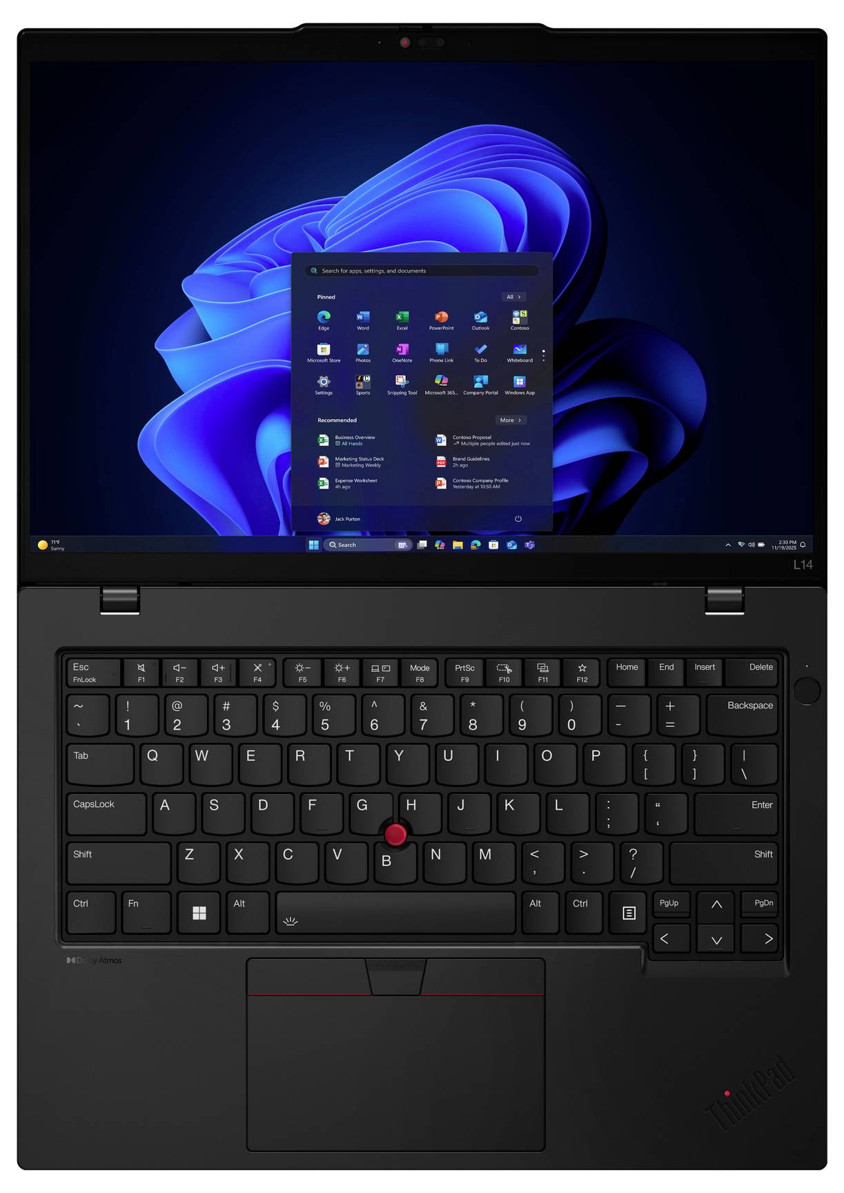 Ein schwarzer Laptop mit sichtbarer Tastatur und Bildschirm, auf dem der Windows 11 Startbildschirm mit Taskleisten-Symbolen und einem blauen abstrakten Hintergrund zu sehen ist.