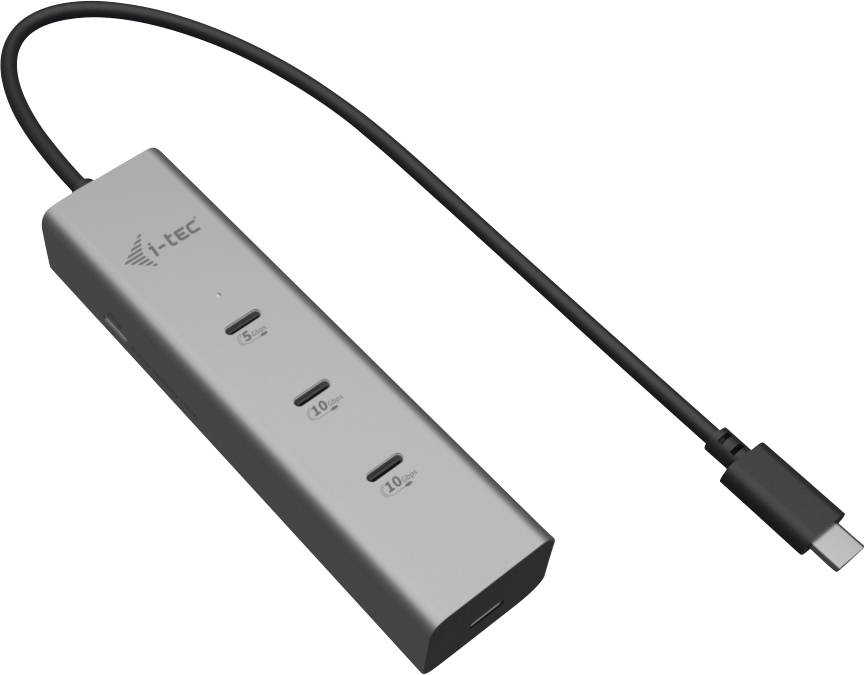 Ein silberner USB-C-Hub mit drei USB-Anschlüssen und einem langen Kabel.