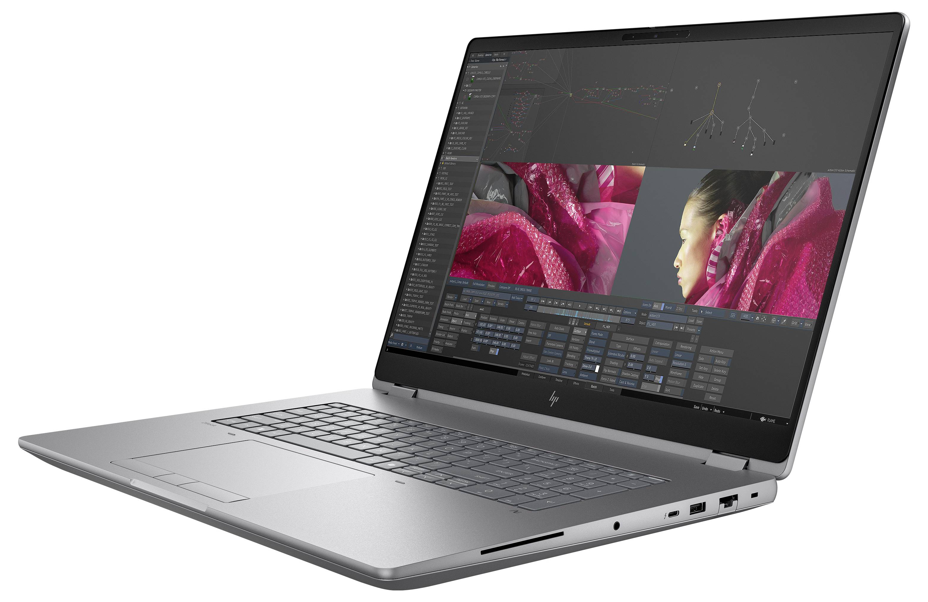 Silberner Laptop mit einem großen Bildschirm, auf dem Videobearbeitungssoftware mit Zeitleisten und Bearbeitungswerkzeugen angezeigt wird, vor einem weißen Hintergrund.
