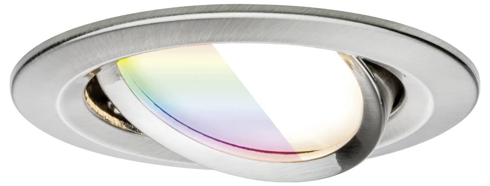 Eine eingelassene Deckenleuchte mit einem geneigten Milchglasdeckel, der eine dezente Regenbogenreflexion zeigt, in einem Metallrahmen.