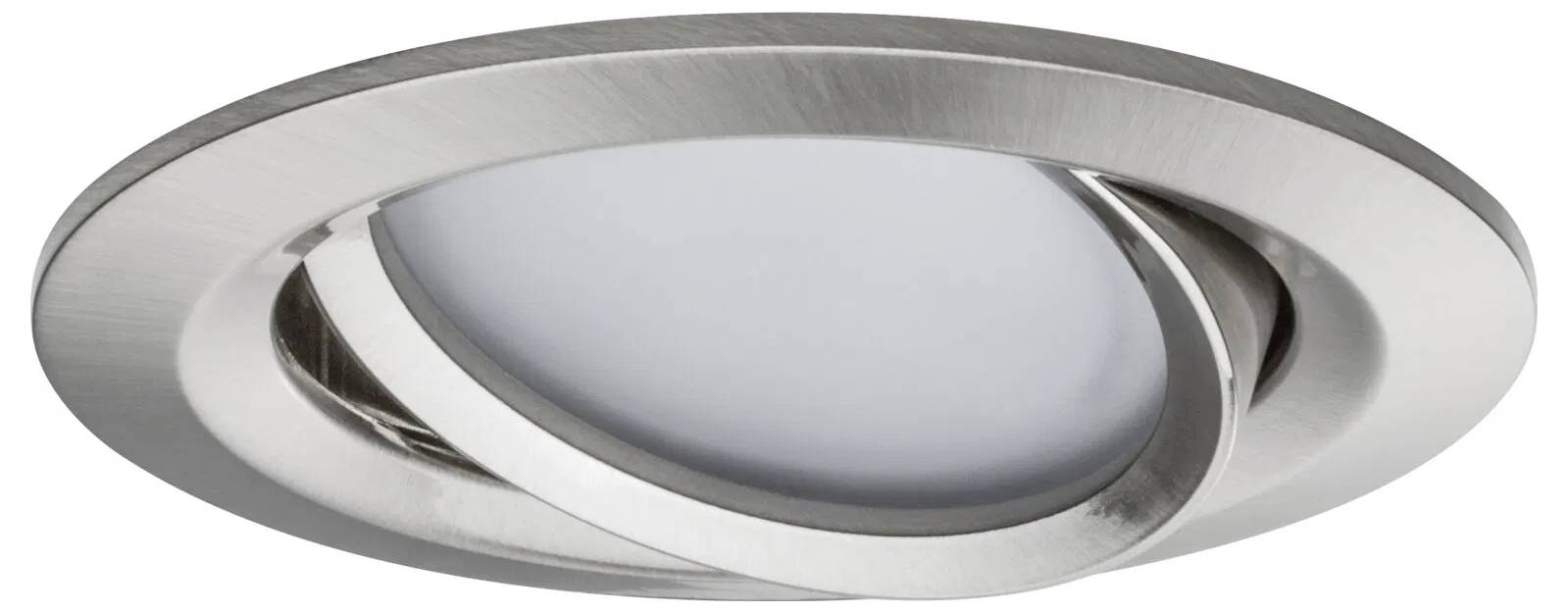 Eine metallische, kreisförmige LED-Deckenleuchte mit silbernem Rand und verstellbarer Linse für gerichtetes Licht, vor einem weißen Hintergrund.