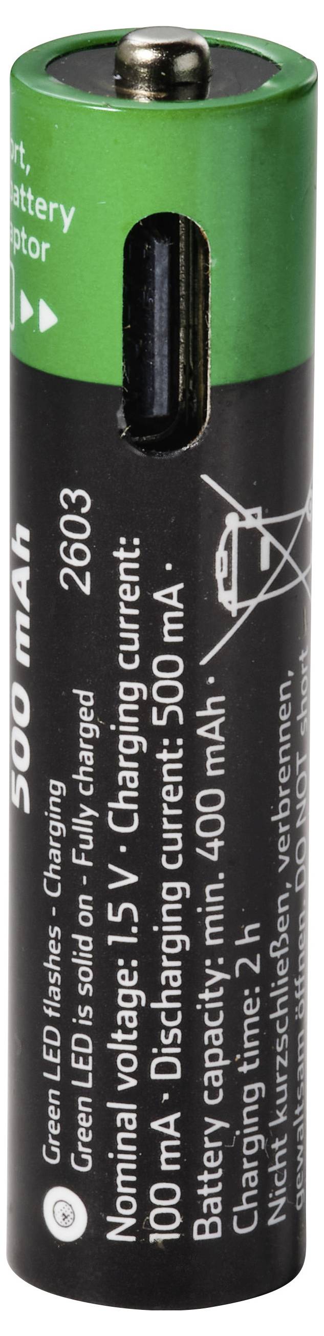 Nahaufnahme einer grünen Batterie mit gedruckten Spezifikationen, einschließlich einer Nennspannung von 1,5V, Ladesrom von 1000 mAh und Entladesrom von 500 mAh.