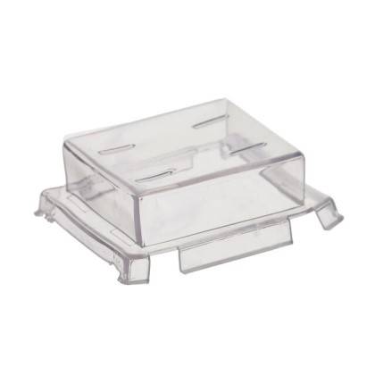 Transparente Plastikabdeckung mit rechteckiger Form, konzipiert für Schutz- oder Aufbewahrungszwecke.