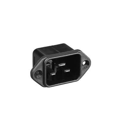 Ein rechteckiger schwarzer elektrischer Stecker mit zwei Metallstiften im Inneren. Geeignet für Strom- oder Datenleitungen.