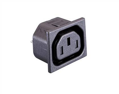 Eine schwarze elektrische Steckdose, die auf einer rechteckigen Platte montiert ist und zum Anschluss elektronischer Geräte mit einem passenden Stecker vorgesehen ist.