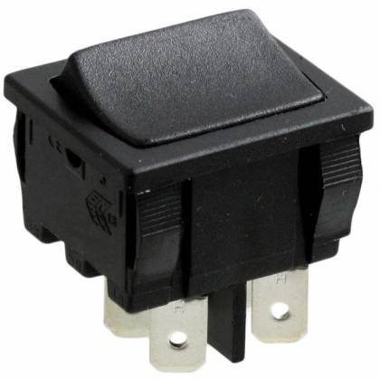 Ein schwarzer Wippschalter mit einer geneigten Oberfläche, der für elektronische Geräte konzipiert ist und drei Metallstifte zur Verdrahtungsverbindung darunter aufweist.