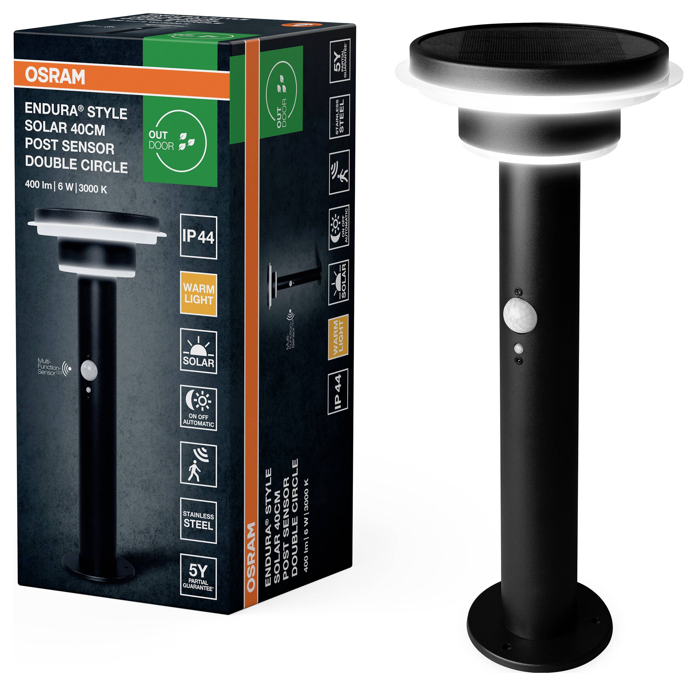 Eine solarbetriebene Außenleuchte von OSRAM mit Sensor und kreisförmigem Design. Verpackungshinweise umfassen IP44-Schutzklasse, 400 lm, 6W, 3000K.