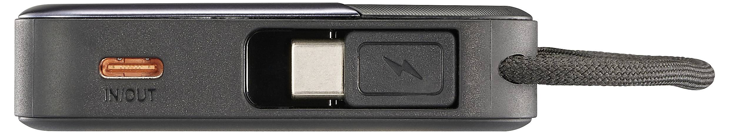 Seitenansicht eines hölzernen Möbelwagens mit vier schwarzen Rädern, wobei die Metallhalterungen und Gummirollen sichtbar sind.