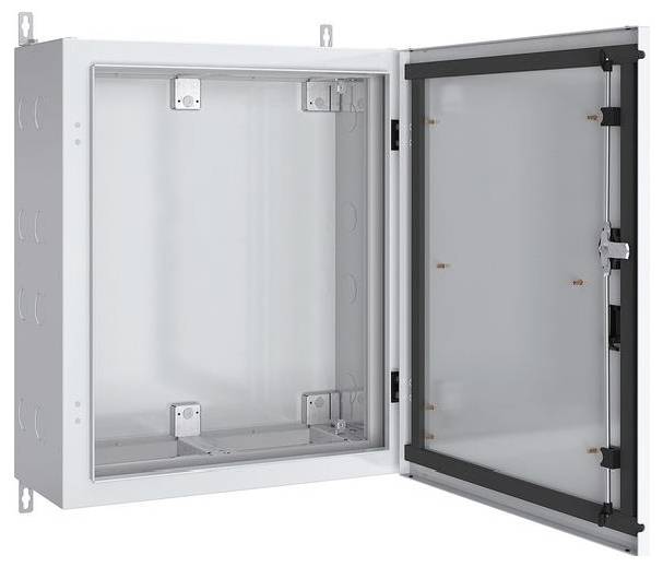 Eine offene Metall-Elektroverteilerdose mit einer transparenten Fronttür. Sie ist leer und zeigt interne Montagebügel und Kabeleinführungspunkte.