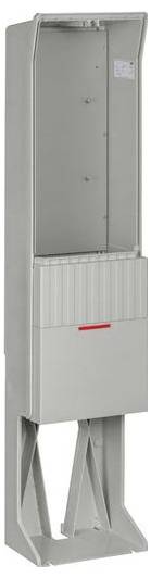 Hoher, grauer, rechteckiger Elektroschrank mit offener Oberseite, Innenkompartimenten und an einem Ständer befestigt.