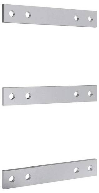 Drei horizontale Metallstangen, jeweils mit vier gleichmäßig verteilten kreisrunden Löchern, auf einem weißen Hintergrund.