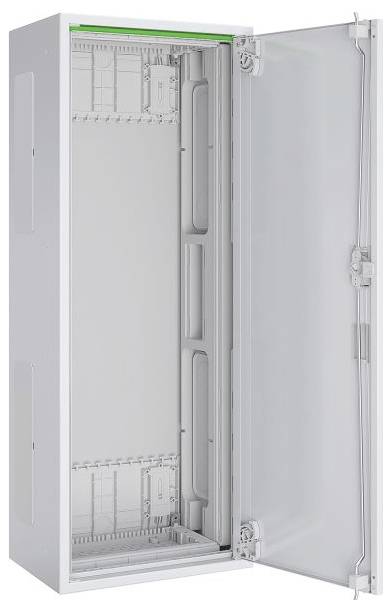 Ein offener, leerer weißer Schrank mit Regalen und einer transparenten Tür, geeignet für Lagerung oder Präsentationszwecke.