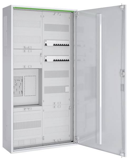 Ein offener Elektroschrank mit einer transparenten Tür gibt den Blick auf mehrere Sicherungsautomaten und elektrische Komponenten frei, die im Inneren angeordnet sind.