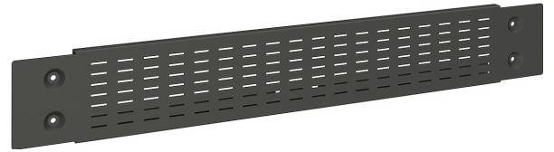 Ein schwarzes Lüftungsrackpanel mit mehreren horizontalen Schlitzen, das für die Installation in Serverracks entwickelt wurde, um die Luftzirkulation und Organisation zu verbessern.