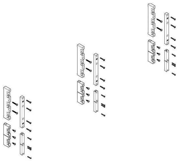 Explosionszeichnung einer Regalanlage mit drei vertikalen Platten und verschiedenen Schraubengrößen zur Darstellung von Positionierung und Ausrichtung.