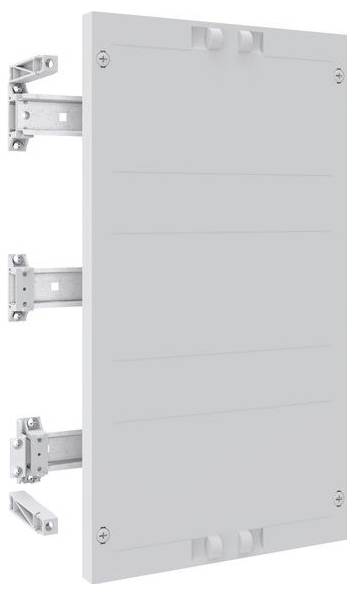 Wandmontierte Metallplatte mit Scharnieren und Schrauben zur Befestigung elektrischer Komponenten, mit drei sichtbaren Scharnierbefestigungen an der linken Seite.