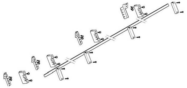 Darstellung einer Montageanleitung für die Befestigung von Hardware an einer Metallstange, die Halterungen und Schrauben in linearer Anordnung zeigt.