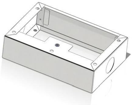 Rechteckige Metallaufputzdose mit Löchern an den Seiten und Ecken, die zur Aufnahme von elektrischen Anschlüssen oder Komponenten konzipiert ist.