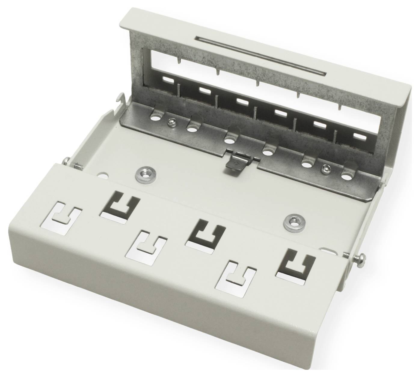 Öffnen Sie den beigen Plastikdeckel mit fünf Kabelausschnitten und enthüllen Sie die metallische Halterung im Inneren, die wahrscheinlich zum Organisieren oder Befestigen von Kabeln dient.