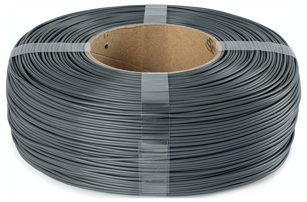 Eine große Spule aus dunkelgrünem Draht, sauber aufgewickelt und mit Klebeband gesichert, auf einer Pappspule, von der Seite betrachtet.