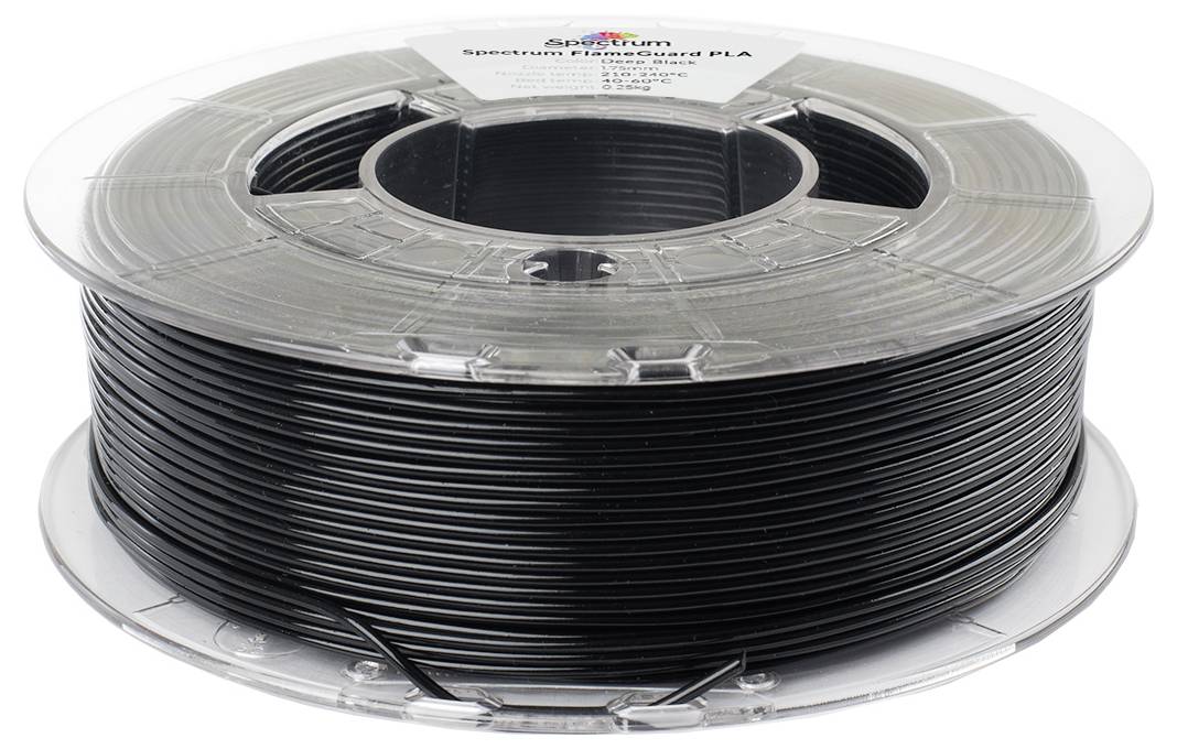 Eine Spule schwarzen 3D-Druckerfilaments, gekennzeichnet als 'Spectrum Filaments PLA', geeignet für additives Fertigungsverfahren.