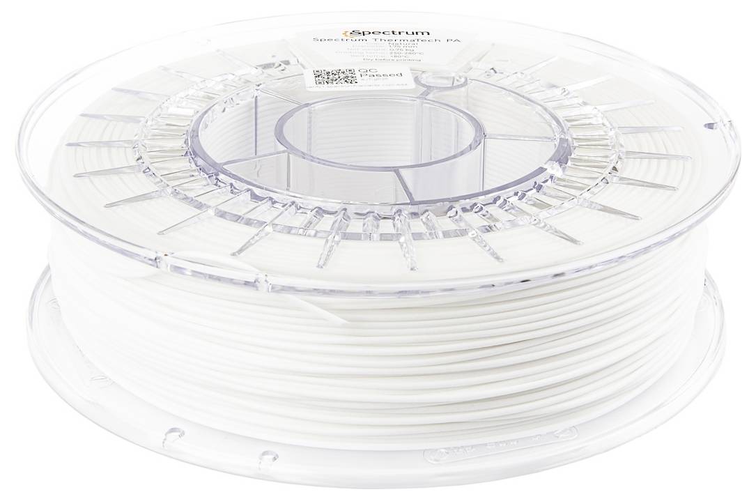 Eine klare Spule weißen 3D-Druckfilaments, sauber aufgewickelt, mit der Aufschrift 