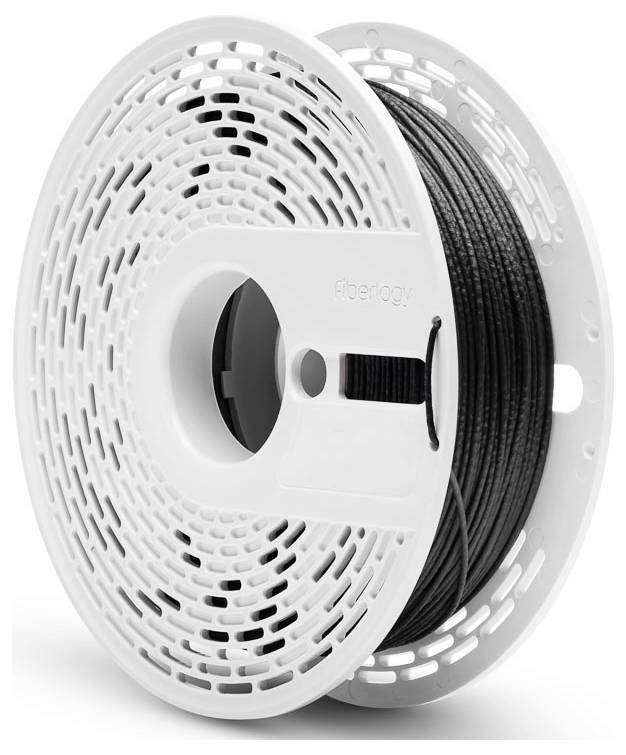 Eine Spule schwarzen 3D-Druckfilaments von Fiberlogy, eingehüllt in einer belüfteten weißen Kunststoffrolle.