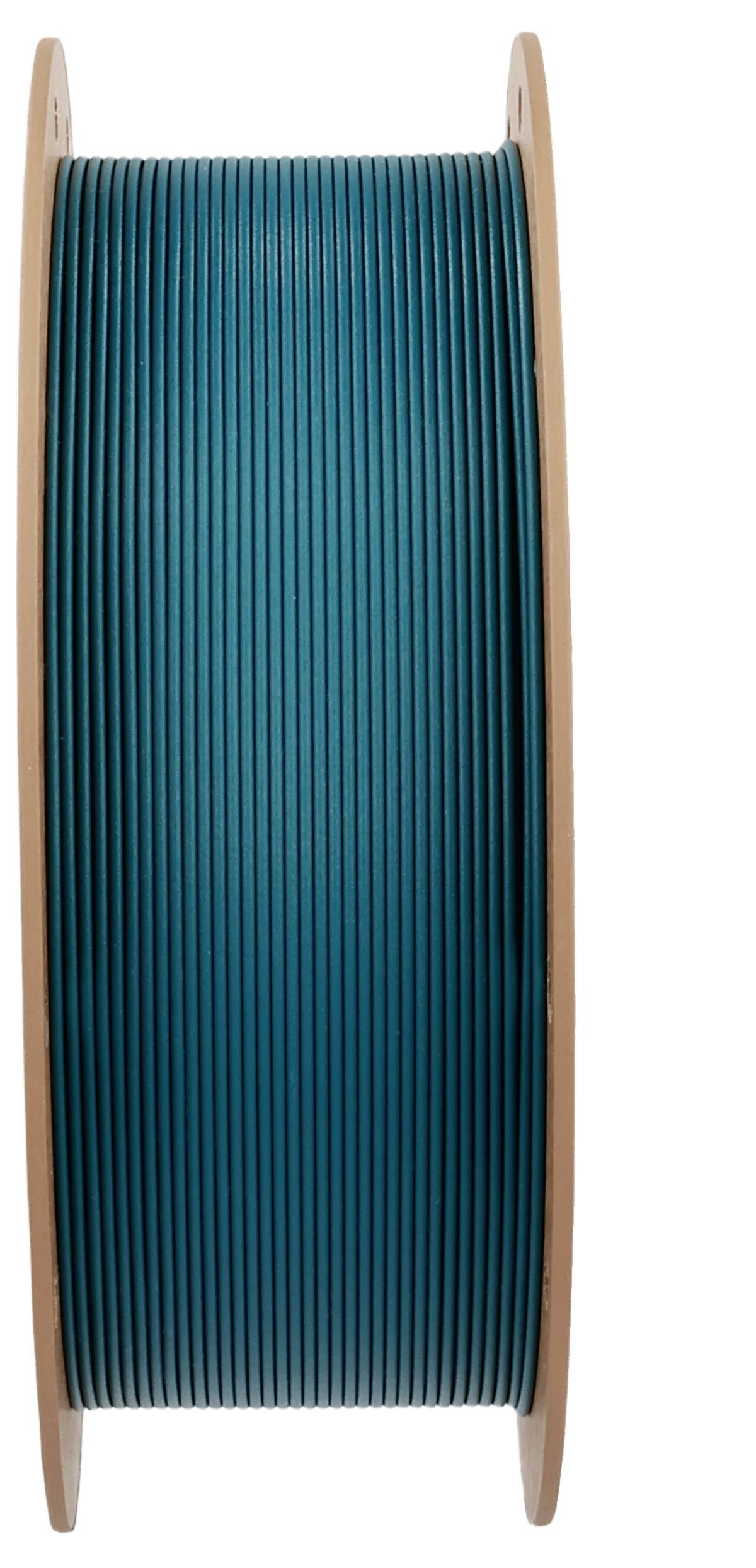 Eine Spule aus blaugrünem Filament zum 3D-Drucken, ordentlich aufgewickelt und aufrecht positioniert.