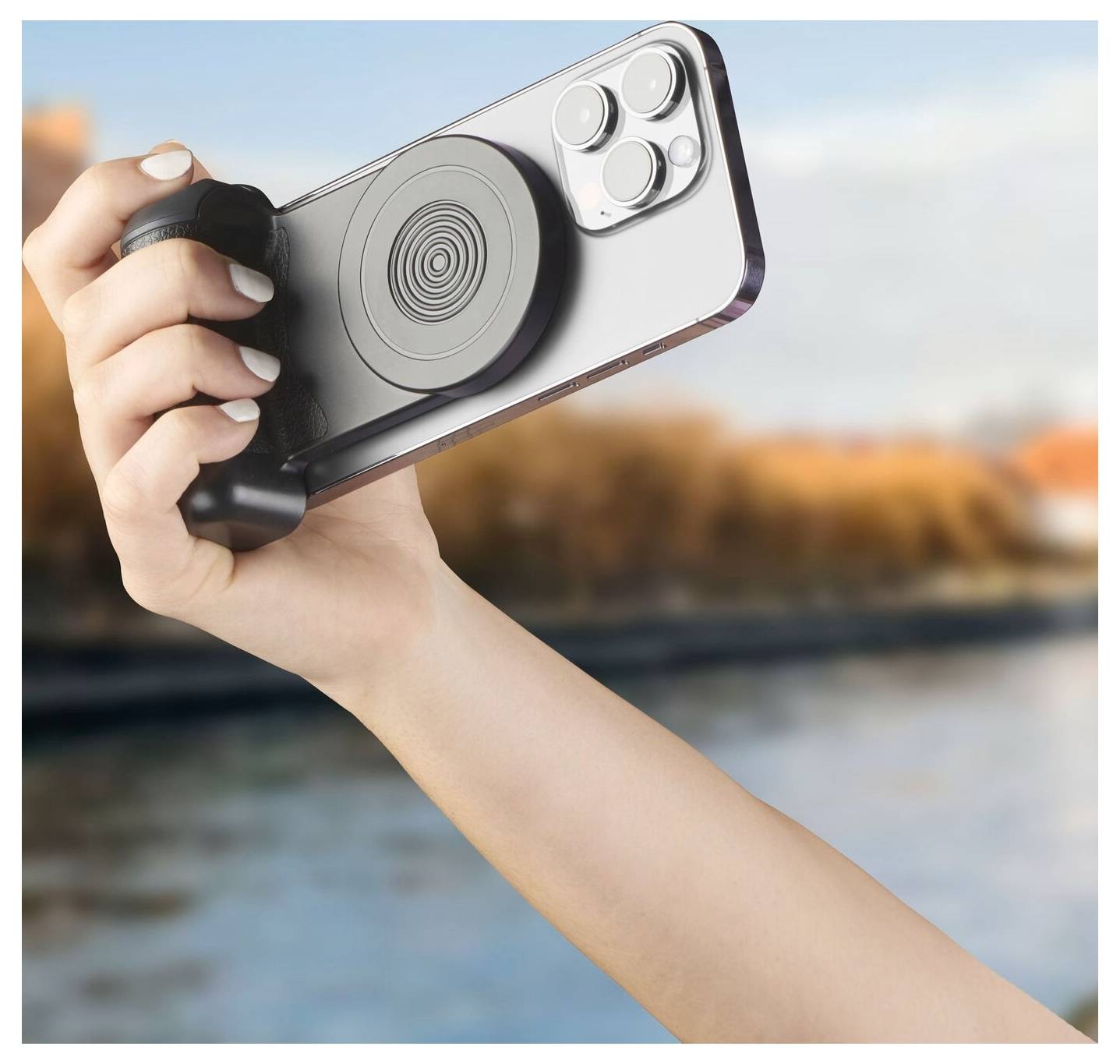 Cellularline Smartphone-Halter Schwarz Bluetooth