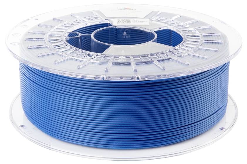 Eine Spule blaues 3D-Druckerfilament, sauber aufgewickelt, mit einer transparenten Kunststoffhülle, die die Farbe und den Materialtyp zeigt.