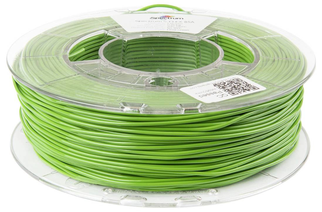 Eine Spule mit hellgrünem 3D-Druckerfilament, beschriftet als 1,75mm PLA, mit einem QR-Code und Druckspezifikationen auf dem Etikett.