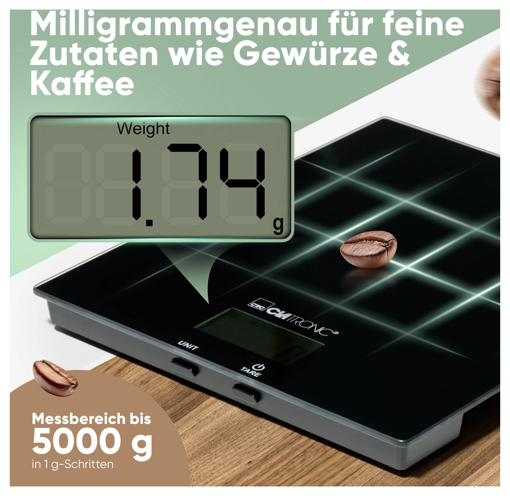 Eine digitale Küchenwaage zeigt '1,74 g'. Der deutsche Text erwähnt eine Milligramm-Präzision, geeignet für Gewürze und Kaffee, mit einem Messbereich bis zu 5000 g.