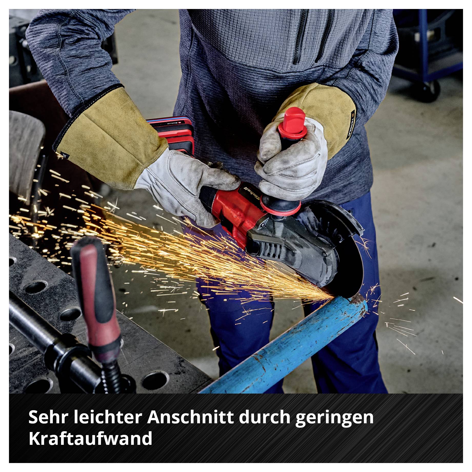 Fünf Bohrer in verschiedenen Längen mit folgenden Merkmalen: Hartmetall-Schneidplatten mit vier Schneiden für Schlagfestigkeit, 150°-Spitze für Präzision, duales Spiralnutdesign zur Staubentfernung.