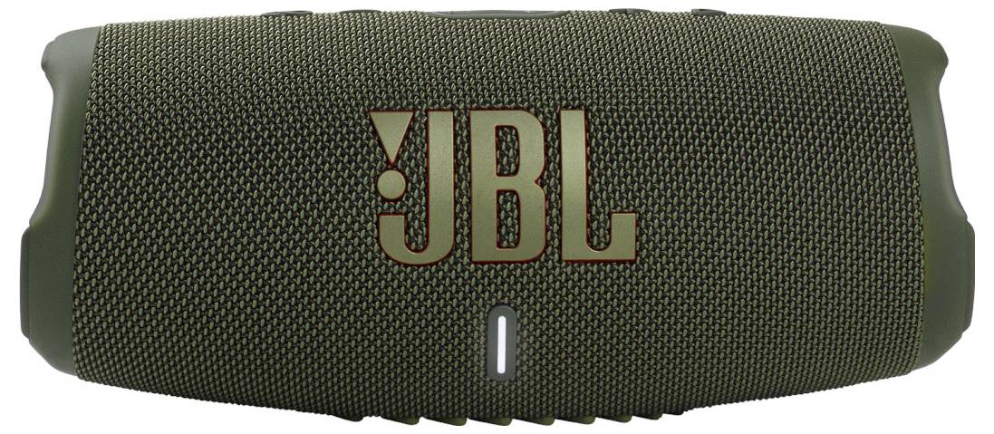 Ein grüner tragbarer Lautsprecher mit dem prominent auf der Vorderseite platzierten 'JBL' Logo. Die Oberfläche weist ein strukturiertes, netzartiges Muster auf.