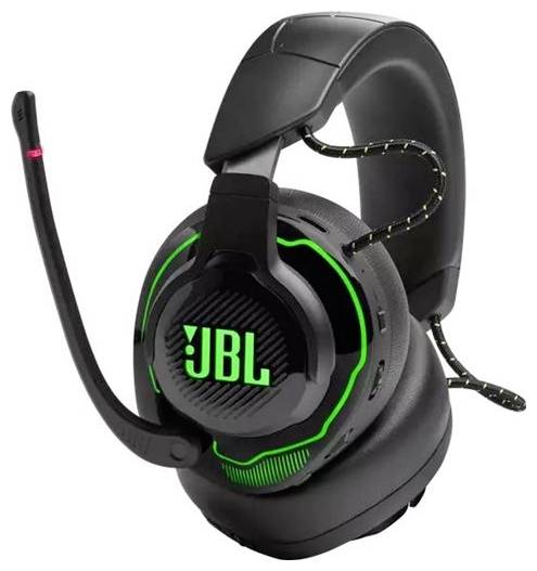 Schwarzer Gaming-Headset mit neongrünen Akzenten und einem ausfahrbaren Mikrofon. Am Ohrmuschel befindet sich das 'JBL' Logo.
