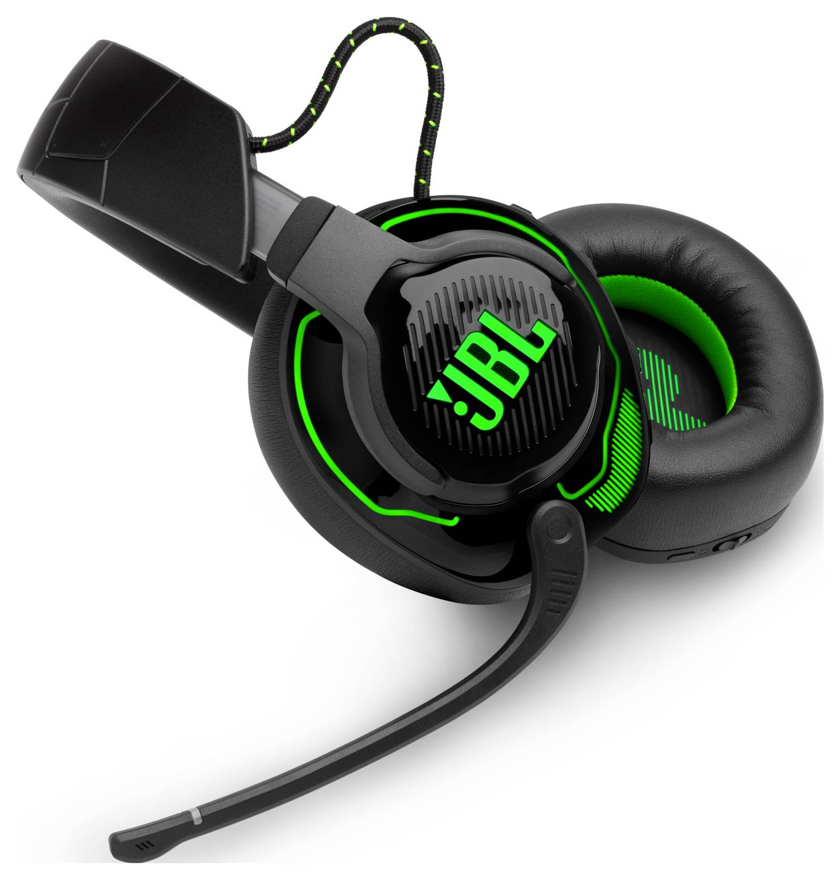 Schwarzer JBL Gaming-Headset mit grünen Akzenten, gepolsterten Ohrmuscheln und einem verstellbaren Mikrofon, entwickelt für immersive Audioerlebnisse.