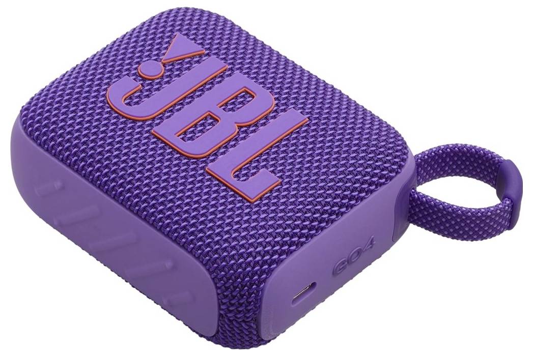 Lila JBL tragbarer Bluetooth-Lautsprecher mit einer strukturierten Stoffoberfläche und einer Tragschlaufe an der Seite.