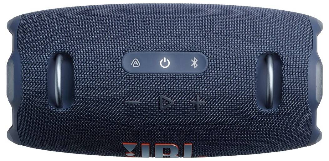 Ein tragbarer blauer Lautsprecher mit Bedienungstasten für Ein/Aus, Bluetooth, Wiedergabe/Pause und Lautstärke, ausgestattet mit einer strukturierten Stoffaußenhülle.