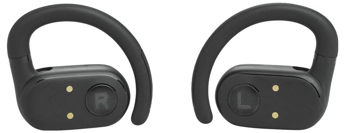 Zwei schwarze kabellose Ohrhörer, auf deren Netzoberflächen 'R' und 'L' gekennzeichnet sind, mit Ohrbügeln und magnetischen Ladekontakten an jedem Hörer.