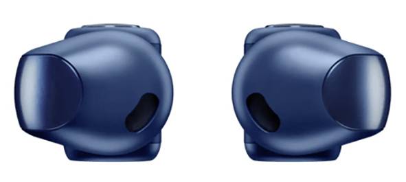 Blaue kabellose Ohrhörer, von der Seite betrachtet, mit ihrer ergonomischen Gestaltung und schwarzen Lautsprechergittern.