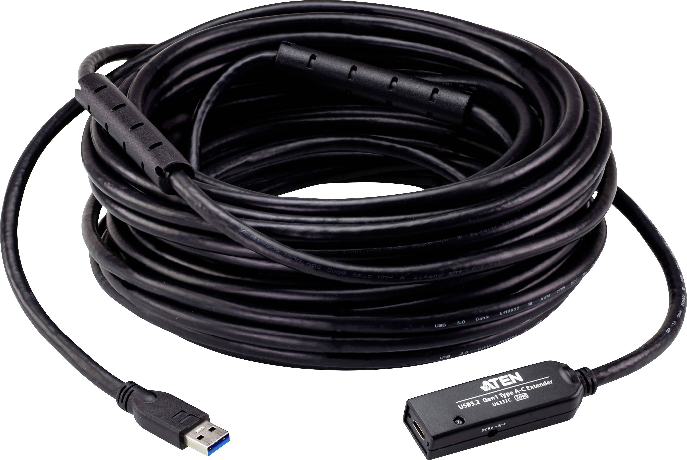 Ein langer schwarzer USB 3.1 Gen1 aktives Verlängerungskabel, gewickelt mit sichtbaren Anschlüssen; verwendet zur Erweiterung der Konnektivität über Distanzen.