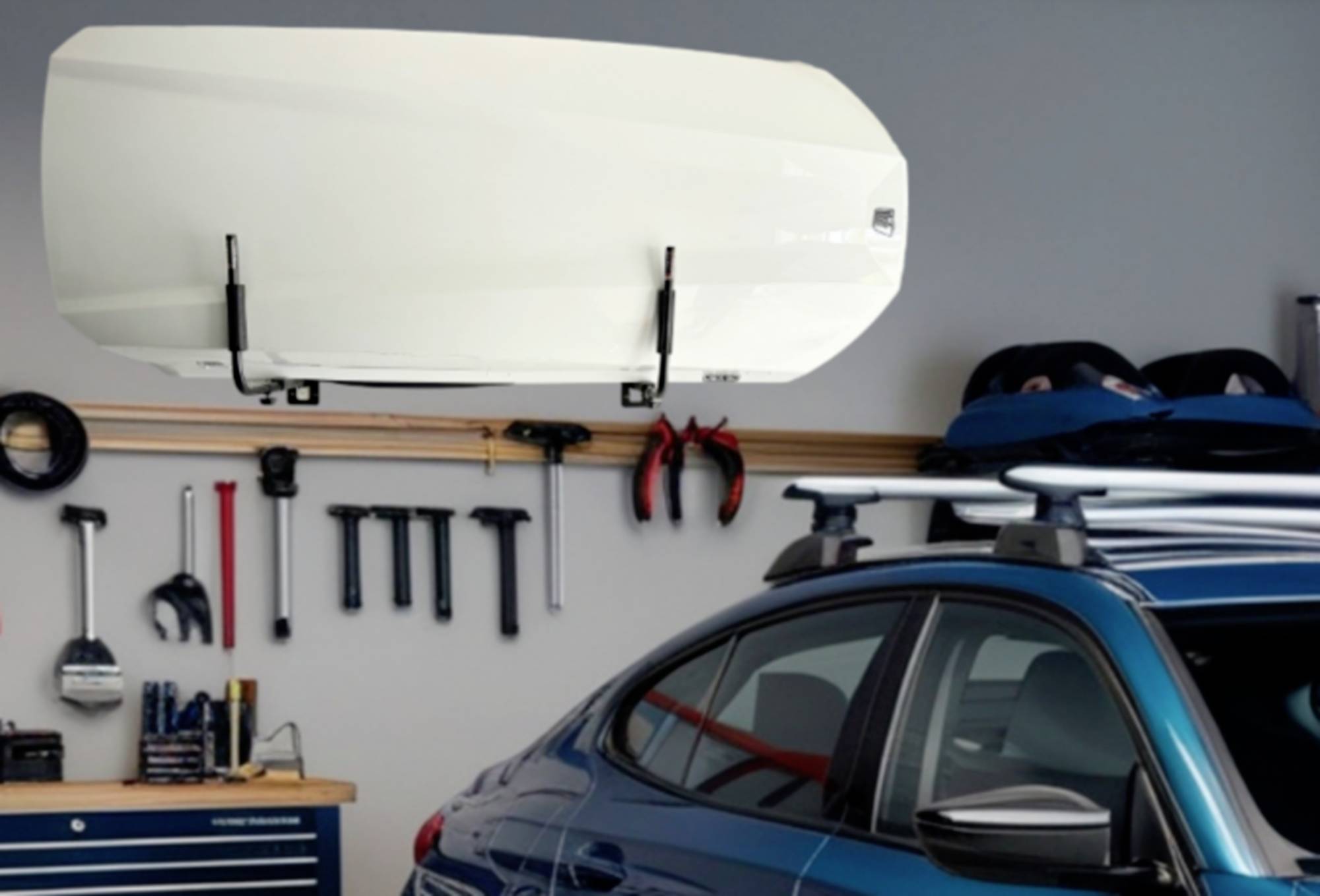 Fischer Dachboxen-Wandhalter