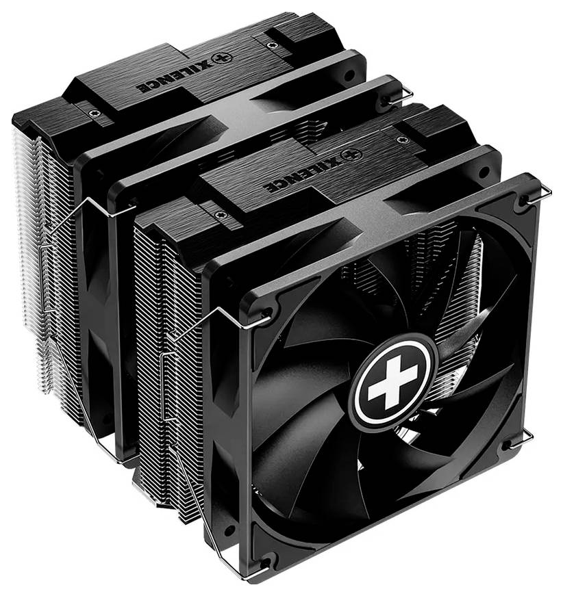 Ein großer schwarzer Computerlüfter mit mehreren Rotorblättern ist an einem Kühlkörper befestigt, der eine wärmeleitfähige Basis und mehrere Kühlrippen aufweist.