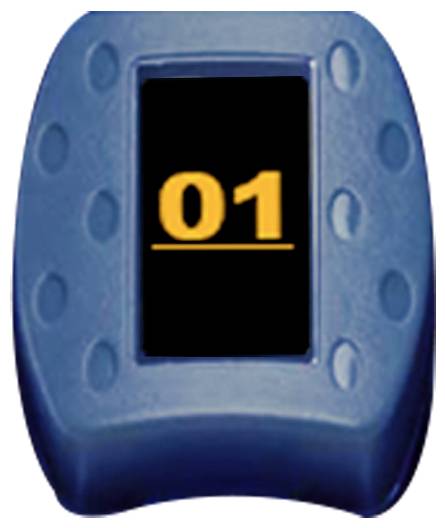 Ein blaues elektronisches Zählgerät, das die Zahl '01' in gelber Farbe auf einem schwarzen Bildschirm anzeigt.