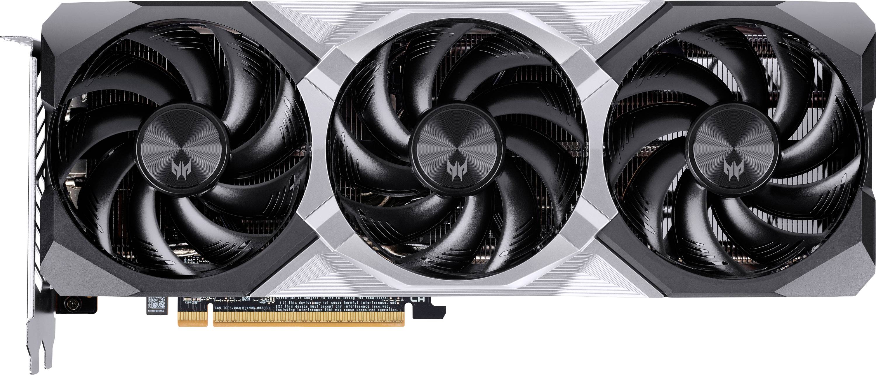 Eine große, hochleistungsfähige Grafikkarte mit drei Kühlventilatoren, die für fortschrittliches Gaming und grafikintensive Aufgaben entwickelt wurde.