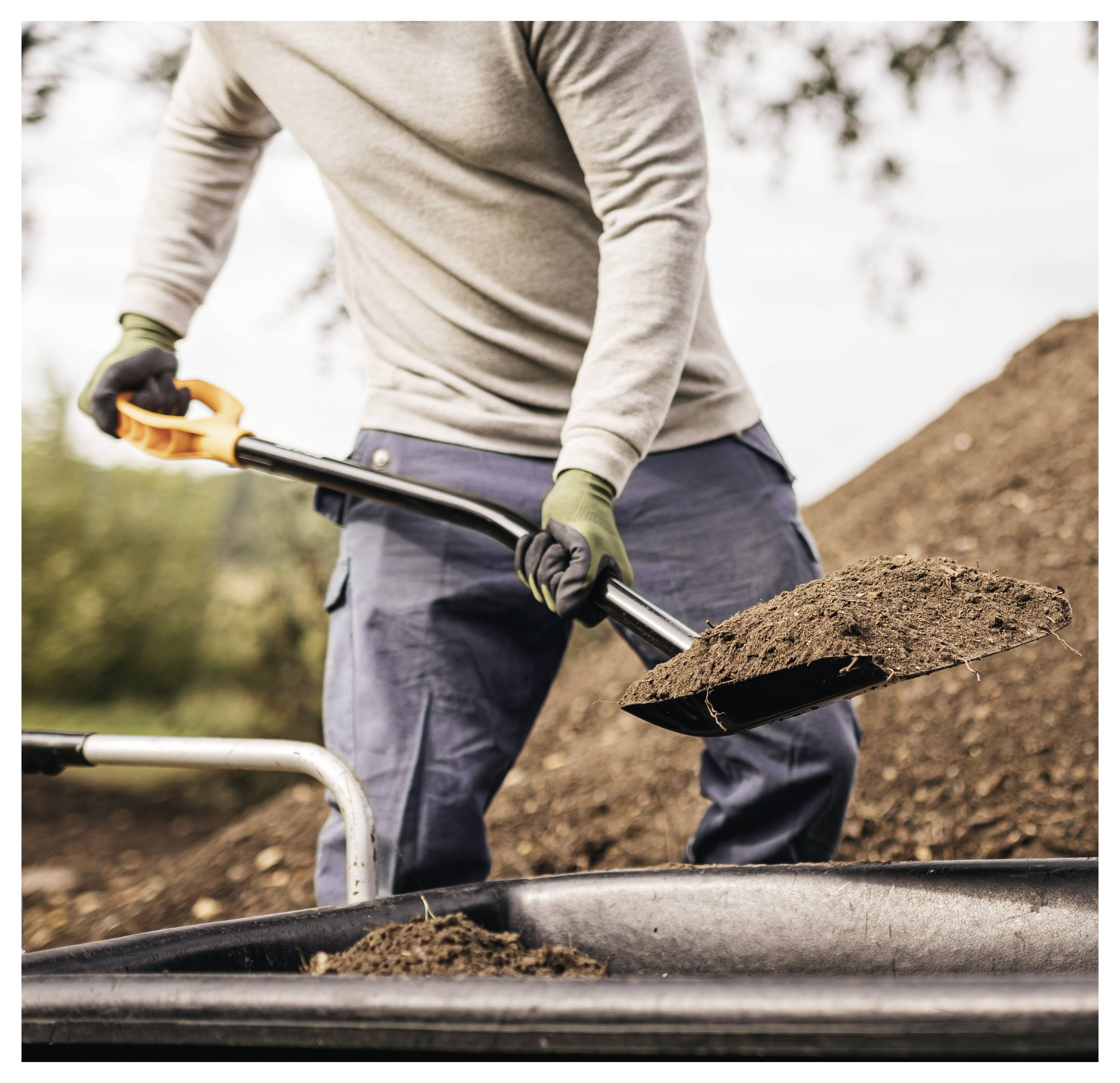 Fiskars 1067518 Schaufel D-Griff