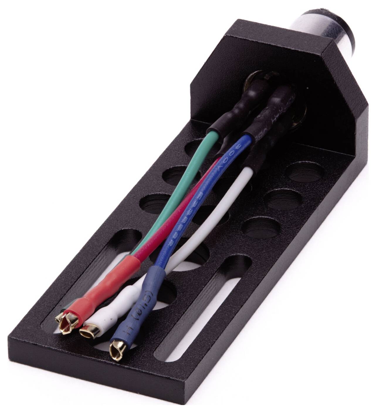 Eine schwarze Plattenspieler-Headshell mit montierten farbigen Kabeln: rot, blau, grün und weiß, die den Anschlussaufbau für Audiogeräte hervorheben.