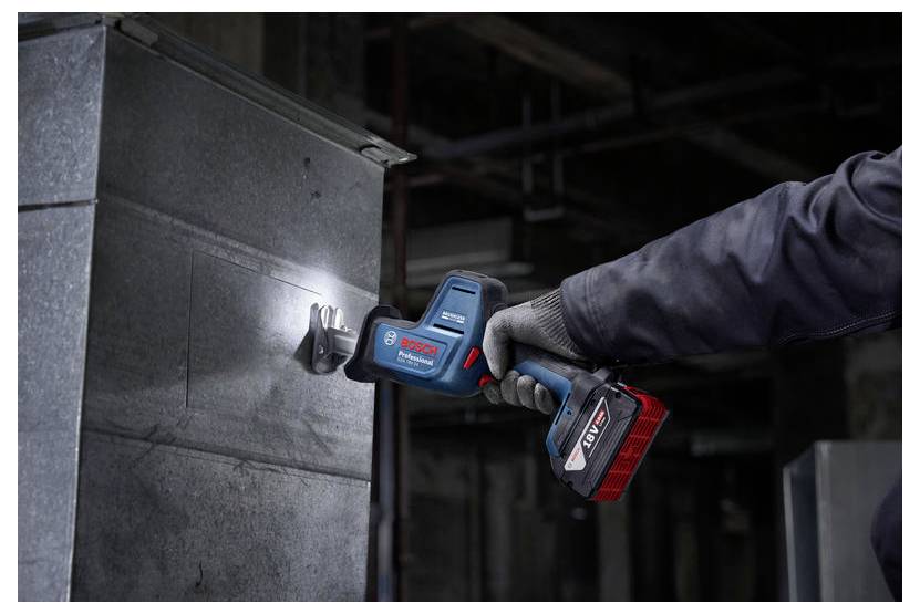 Bosch Professional GSA 18V-24 Akku-Säbelsäge 06016A5100