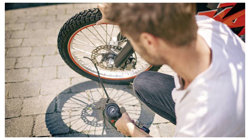 Bosch Home and Garden 18VUniversalImpactDrive+UniversalPump 0615A5009C Werkzeugset