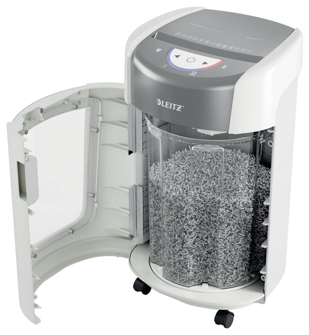 Ein weißer Aktenvernichter mit geöffneter Tür, in dem zerrissene Papiere zu sehen sind. Auf dem Bedienfeld oben sind Tasten und eine Betriebsanzeige sichtbar.